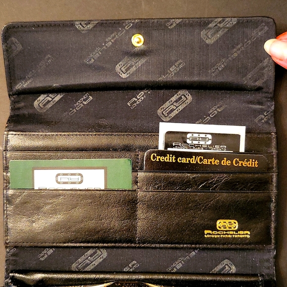 ✨HOST PICK!✨ NEW Black Leather Wallet, Multi-Compartment Organizer - Picture 8 of 14